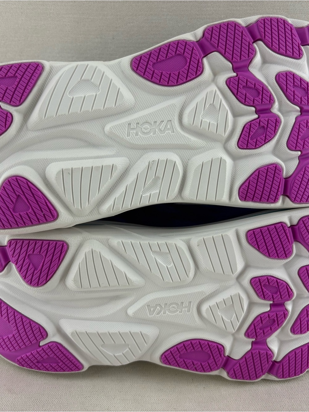 Hoka Clifton 10 women’s Running Shoes in Royal Blue/Black size 12B/ 44 2/3 NEW - Picture 6 of 7